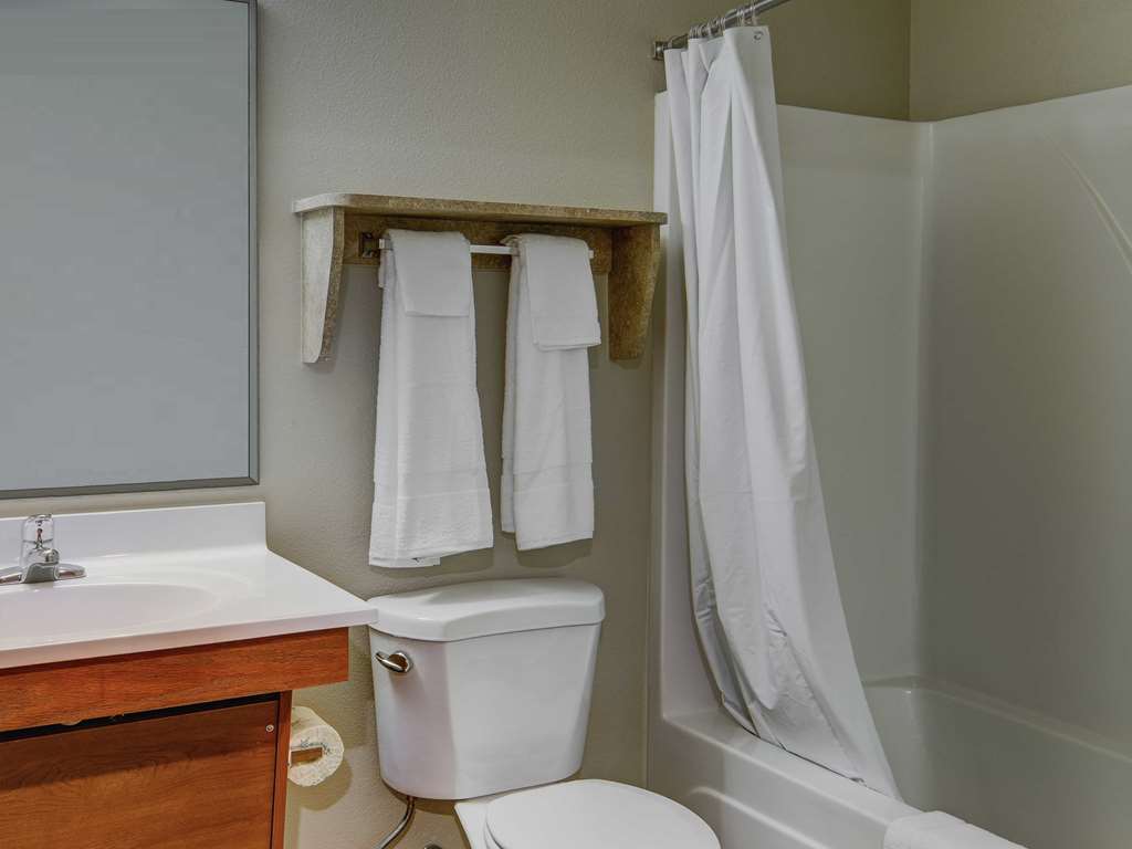 Woodspring Suites Albuquerque Room photo