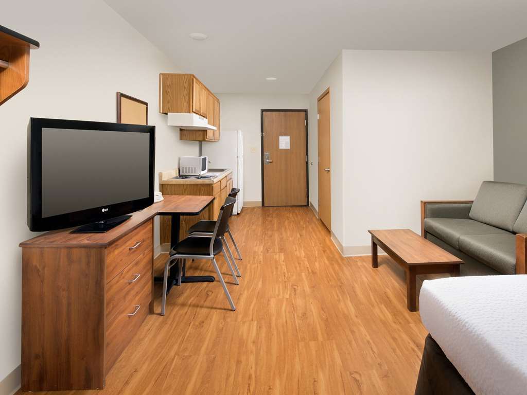 Woodspring Suites Albuquerque Room photo