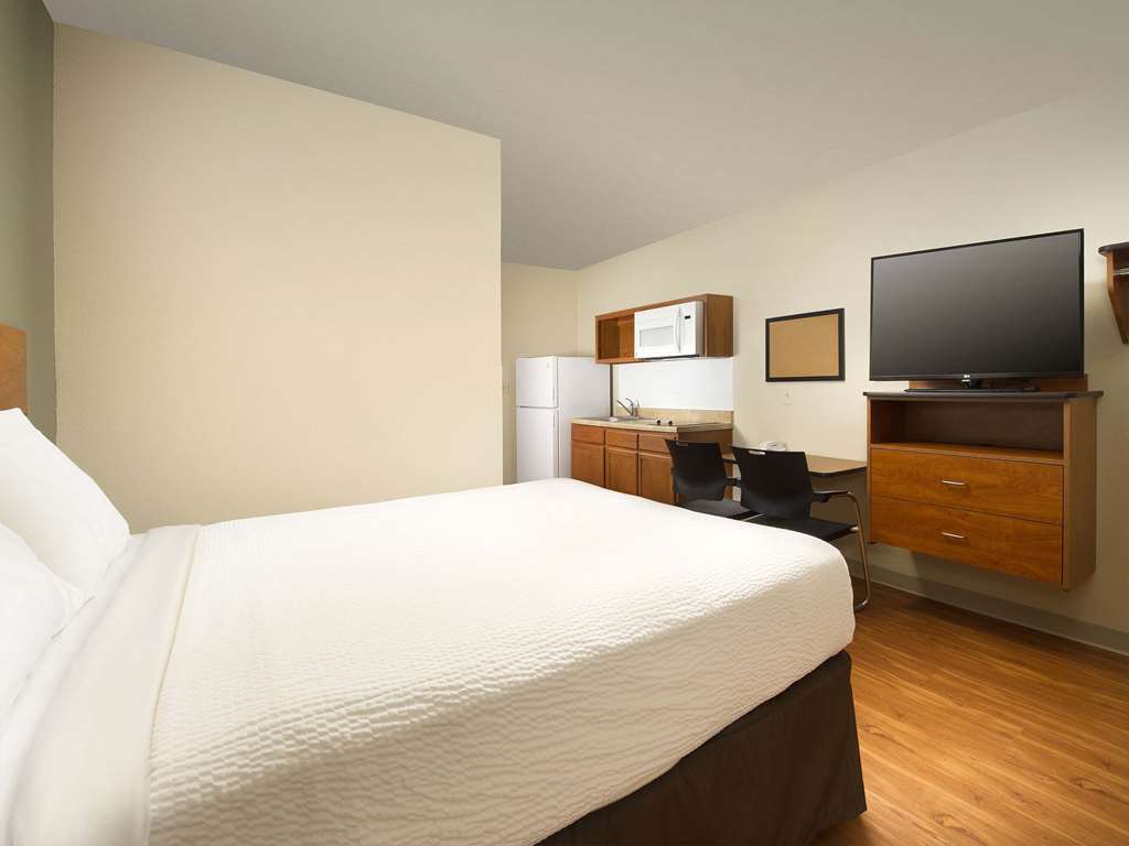 Woodspring Suites Albuquerque Room photo